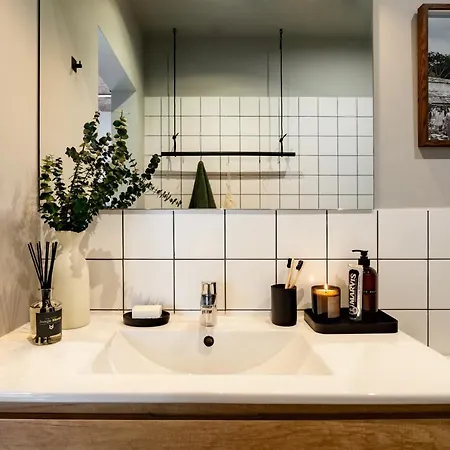 Nanay - Two Bedroom In Gracia