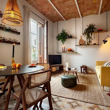 Nanay - Two Bedroom In Gracia アパート *